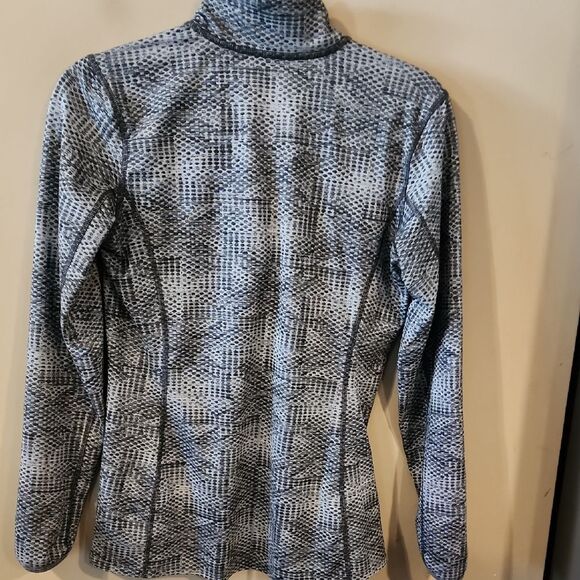 The North Face Gray and White Fitted Polo Long Sleeve Pullover Medium EUC MEDIUM - Picture 4 of 4